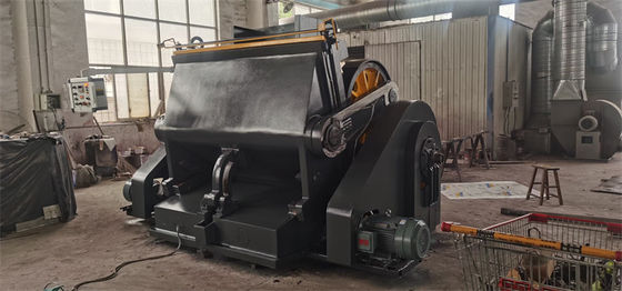Manual Die Cutting And Creasing Machine for Corrugated Board and Customer's Request